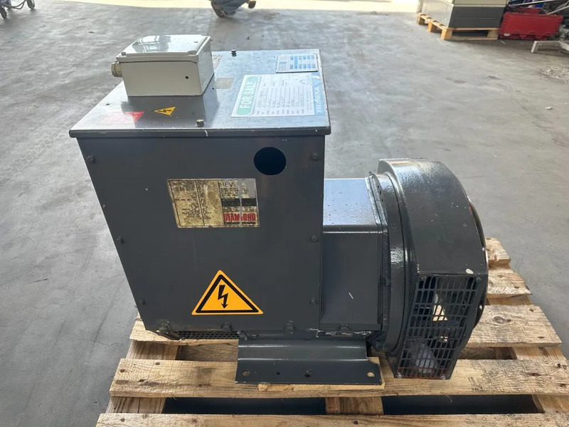 Stamford UC.I224F2 Generatordeel 65 kVA Alternator as New ! - Sähkögeneraattori: kuva Stamford UC.I224F2 Generatordeel 65 kVA Alternator as New ! - Sähkögeneraattori Stamford UC.I224F2 Generatordeel 65 kVA Alternator as New ! - Sähkögeneraattori: kuva Stamford UC.I224F2 Generatordeel 65 kVA Alternator as New ! - Sähkögeneraattori
