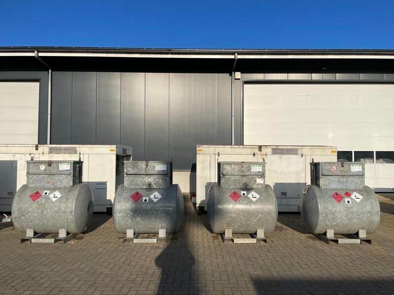 Dieseltank Rietberg 1000 liter Dieseltank Gegalvaniseerd - Varastosäiliö: kuva dieseltank Rietberg 1000 liter Dieseltank Gegalvaniseerd - Varastosäiliö Dieseltank Rietberg 1000 liter Dieseltank Gegalvaniseerd - Varastosäiliö: kuva dieseltank Rietberg 1000 liter Dieseltank Gegalvaniseerd - Varastosäiliö