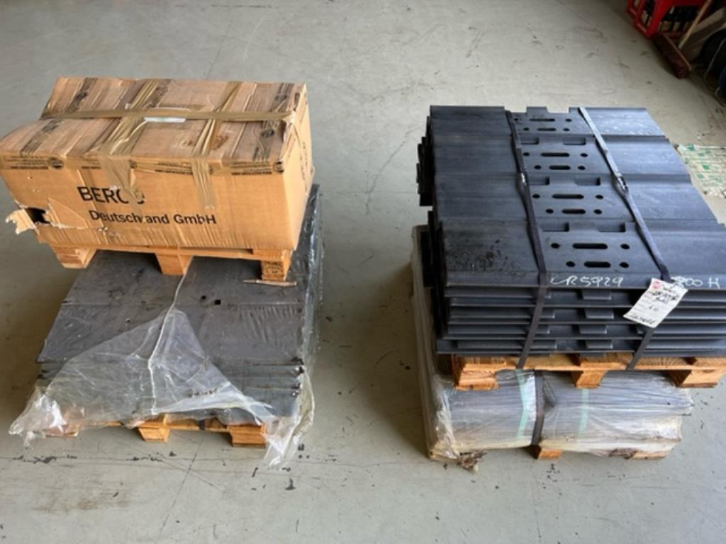 Berco -NEU- 98 x 3-Steg Bodenplatten 800mm -NEU- - Telaketju - Telakaivukone: kuva Berco -NEU- 98 x 3-Steg Bodenplatten 800mm -NEU- - Telaketju - Telakaivukone Berco -NEU- 98 x 3-Steg Bodenplatten 800mm -NEU- - Telaketju - Telakaivukone: kuva Berco -NEU- 98 x 3-Steg Bodenplatten 800mm -NEU- - Telaketju - Telakaivukone