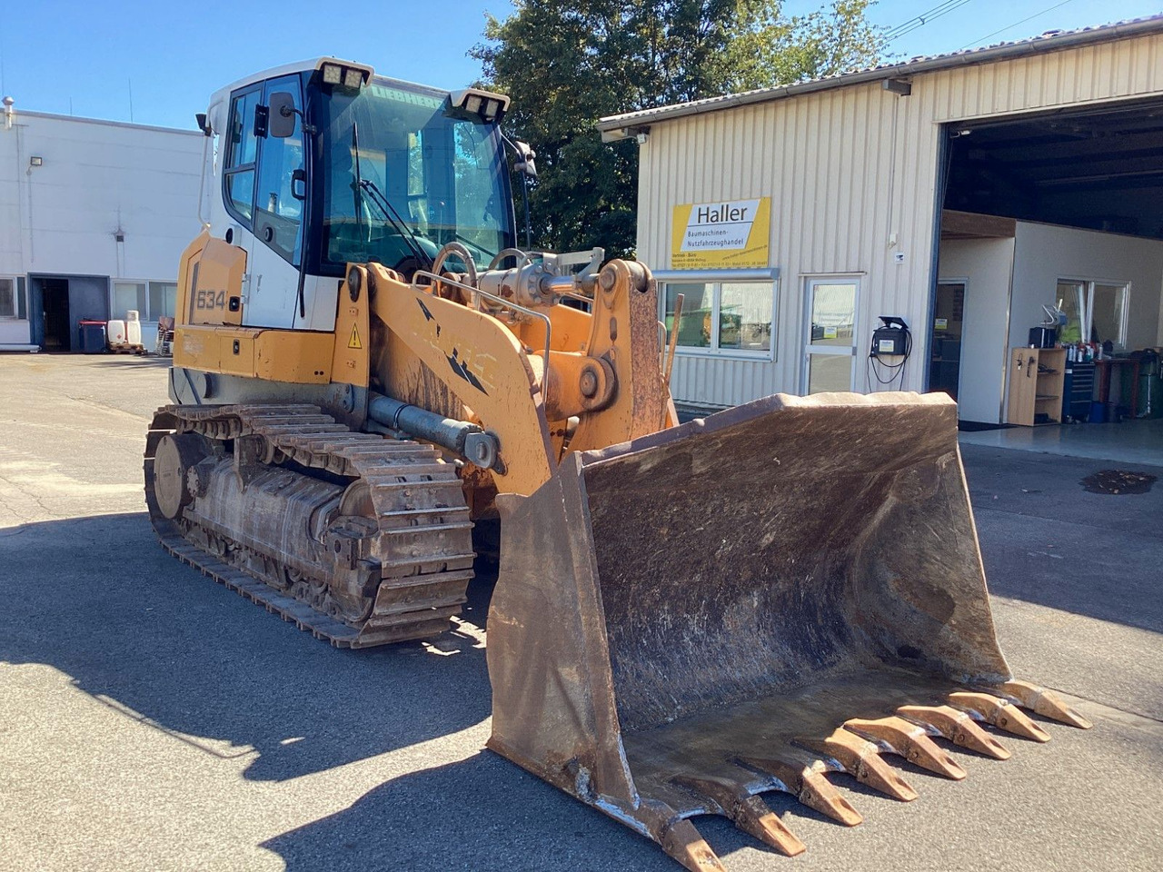 Liebherr LR 634 Laderaupe Klima - Puskutraktori: kuva Liebherr LR 634 Laderaupe Klima - Puskutraktori Liebherr LR 634 Laderaupe Klima - Puskutraktori: kuva Liebherr LR 634 Laderaupe Klima - Puskutraktori