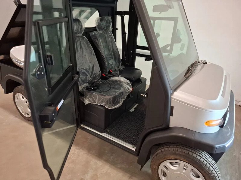 Electric Car Selvo S2 Gesloten Laadbak, Open laadbak - Golfauto: kuva Electric Car Selvo S2 Gesloten Laadbak, Open laadbak - Golfauto Electric Car Selvo S2 Gesloten Laadbak, Open laadbak - Golfauto: kuva Electric Car Selvo S2 Gesloten Laadbak, Open laadbak - Golfauto