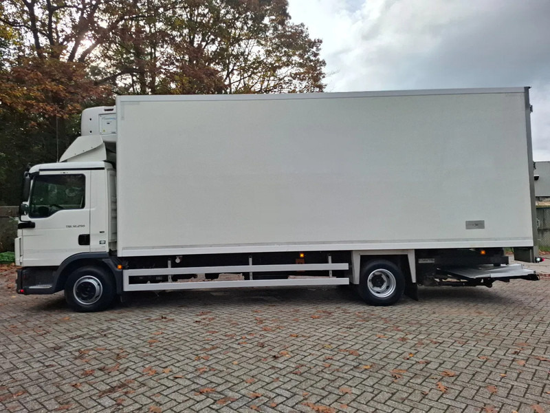 MAN TGL 12.250 Euro 6 - NL-Truck - Refrigeraattori kuorma-auto: kuva MAN TGL 12.250 Euro 6 - NL-Truck - Refrigeraattori kuorma-auto MAN TGL 12.250 Euro 6 - NL-Truck - Refrigeraattori kuorma-auto: kuva MAN TGL 12.250 Euro 6 - NL-Truck - Refrigeraattori kuorma-auto