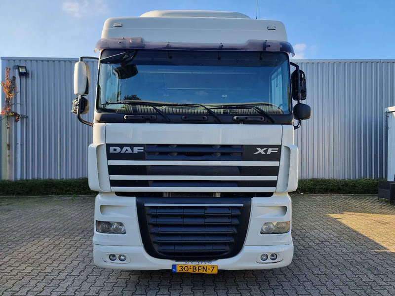 DAF XF 105.410 NL Trekker - Vetopöytäauto: kuva DAF XF 105.410 NL Trekker - Vetopöytäauto DAF XF 105.410 NL Trekker - Vetopöytäauto: kuva DAF XF 105.410 NL Trekker - Vetopöytäauto
