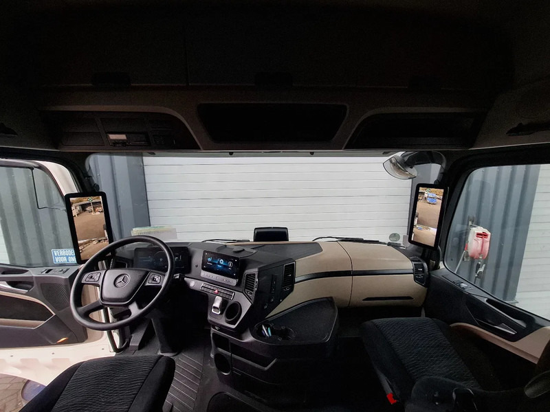 Vetopöytäauto Mercedes-Benz Actros 1945 More PCS in stock: kuva Vetopöytäauto Mercedes-Benz Actros 1945 More PCS in stock Vetopöytäauto Mercedes-Benz Actros 1945 More PCS in stock: kuva Vetopöytäauto Mercedes-Benz Actros 1945 More PCS in stock