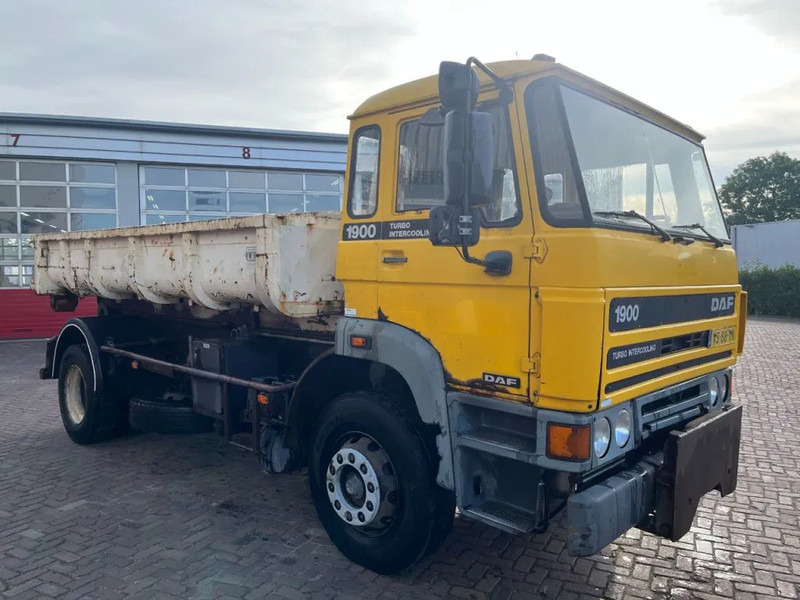DAF 1900 F HAAKARM - Konttialus/ Vaihtokuormatilat kuorma-auto: kuva DAF 1900 F HAAKARM - Konttialus/ Vaihtokuormatilat kuorma-auto DAF 1900 F HAAKARM - Konttialus/ Vaihtokuormatilat kuorma-auto: kuva DAF 1900 F HAAKARM - Konttialus/ Vaihtokuormatilat kuorma-auto