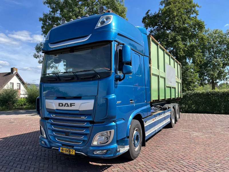 DAF XF 530 FAS - Konttialus/ Vaihtokuormatilat kuorma-auto: kuva DAF XF 530 FAS - Konttialus/ Vaihtokuormatilat kuorma-auto DAF XF 530 FAS - Konttialus/ Vaihtokuormatilat kuorma-auto: kuva DAF XF 530 FAS - Konttialus/ Vaihtokuormatilat kuorma-auto
