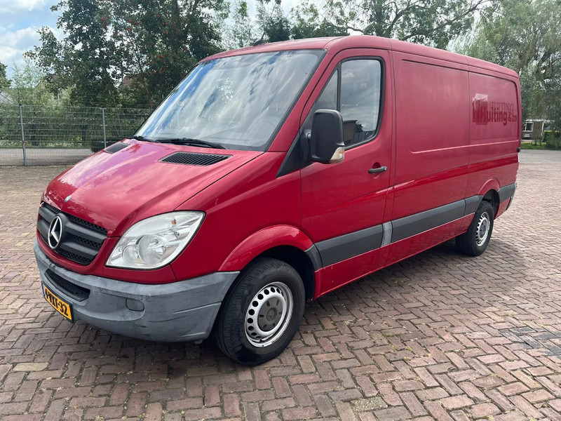 Mercedes-Benz Sprinter 313 L2H1 - Pakettiauto: kuva Mercedes-Benz Sprinter 313 L2H1 - Pakettiauto Mercedes-Benz Sprinter 313 L2H1 - Pakettiauto: kuva Mercedes-Benz Sprinter 313 L2H1 - Pakettiauto