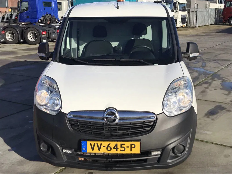 Opel Combo 1.6 CDTI - Pakettiauto: kuva Opel Combo 1.6 CDTI - Pakettiauto Opel Combo 1.6 CDTI - Pakettiauto: kuva Opel Combo 1.6 CDTI - Pakettiauto