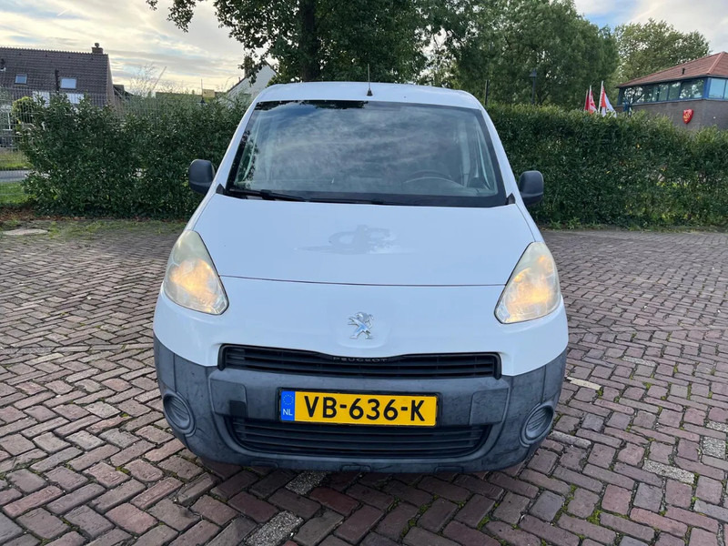 Peugeot Partner 120 1.6 HDI (motorstoring. Maximale snelheid 70 km per uur) - Pieni pakettiauto: kuva Peugeot Partner 120 1.6 HDI (motorstoring. Maximale snelheid 70 km per uur) - Pieni pakettiauto Peugeot Partner 120 1.6 HDI (motorstoring. Maximale snelheid 70 km per uur) - Pieni pakettiauto: kuva Peugeot Partner 120 1.6 HDI (motorstoring. Maximale snelheid 70 km per uur) - Pieni pakettiauto