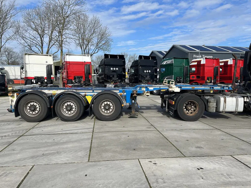 Renders-has O4/DA 08 EURO 800 CONTAINERCHASSIS - Konttialus/ Vaihtokuormatilat puoliperävaunu: kuva Renders-has O4/DA 08 EURO 800 CONTAINERCHASSIS - Konttialus/ Vaihtokuormatilat puoliperävaunu Renders-has O4/DA 08 EURO 800 CONTAINERCHASSIS - Konttialus/ Vaihtokuormatilat puoliperävaunu: kuva Renders-has O4/DA 08 EURO 800 CONTAINERCHASSIS - Konttialus/ Vaihtokuormatilat puoliperävaunu