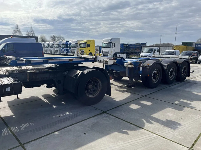 Renders-has O4/DA 08 EURO 800 CONTAINERCHASSIS - Konttialus/ Vaihtokuormatilat puoliperävaunu: kuva Renders-has O4/DA 08 EURO 800 CONTAINERCHASSIS - Konttialus/ Vaihtokuormatilat puoliperävaunu Renders-has O4/DA 08 EURO 800 CONTAINERCHASSIS - Konttialus/ Vaihtokuormatilat puoliperävaunu: kuva Renders-has O4/DA 08 EURO 800 CONTAINERCHASSIS - Konttialus/ Vaihtokuormatilat puoliperävaunu