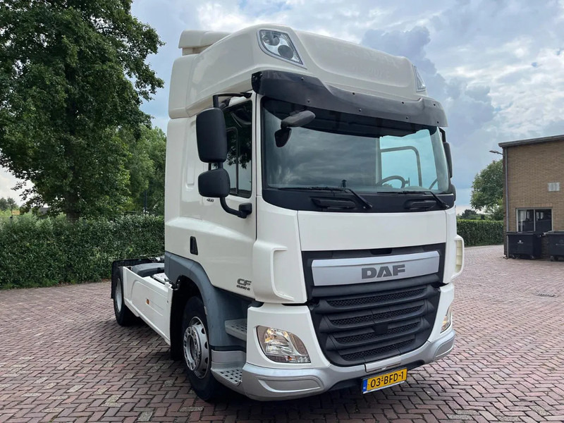 DAF CF 400 FT EURO 6 - Vetopöytäauto: kuva DAF CF 400 FT EURO 6 - Vetopöytäauto DAF CF 400 FT EURO 6 - Vetopöytäauto: kuva DAF CF 400 FT EURO 6 - Vetopöytäauto