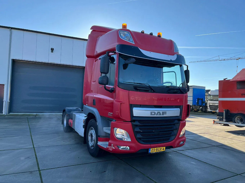 DAF CF 400 FT EURO 6 - Vetopöytäauto: kuva DAF CF 400 FT EURO 6 - Vetopöytäauto DAF CF 400 FT EURO 6 - Vetopöytäauto: kuva DAF CF 400 FT EURO 6 - Vetopöytäauto