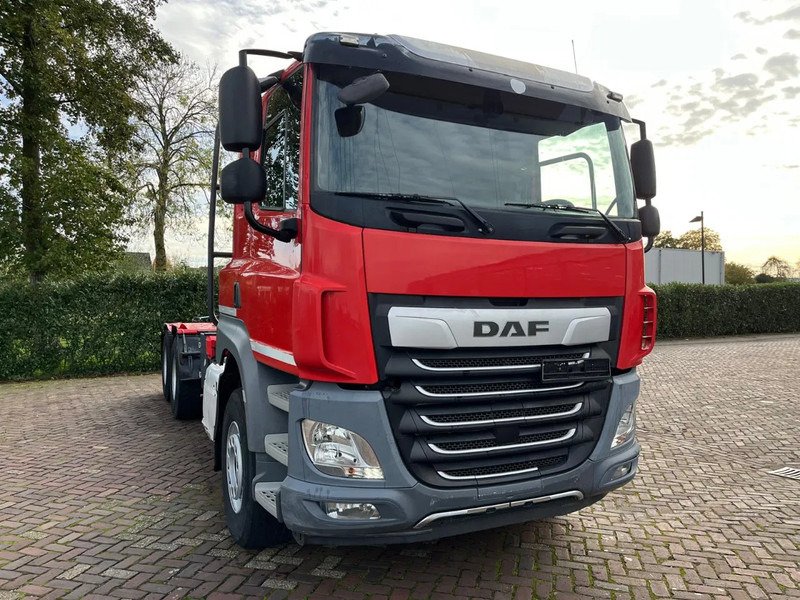 DAF CF 530 FAT intarder - Vetopöytäauto: kuva DAF CF 530 FAT intarder - Vetopöytäauto DAF CF 530 FAT intarder - Vetopöytäauto: kuva DAF CF 530 FAT intarder - Vetopöytäauto