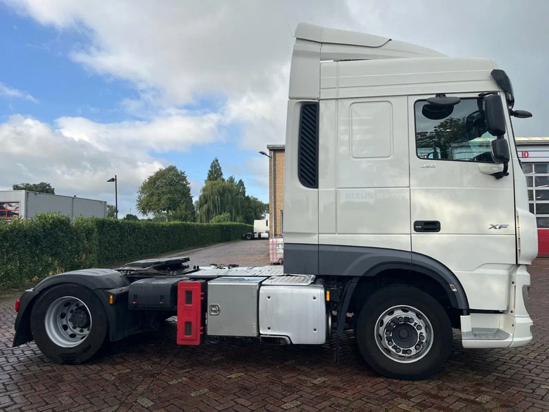 DAF XF 450 FT - Vetopöytäauto: kuva DAF XF 450 FT - Vetopöytäauto DAF XF 450 FT - Vetopöytäauto: kuva DAF XF 450 FT - Vetopöytäauto