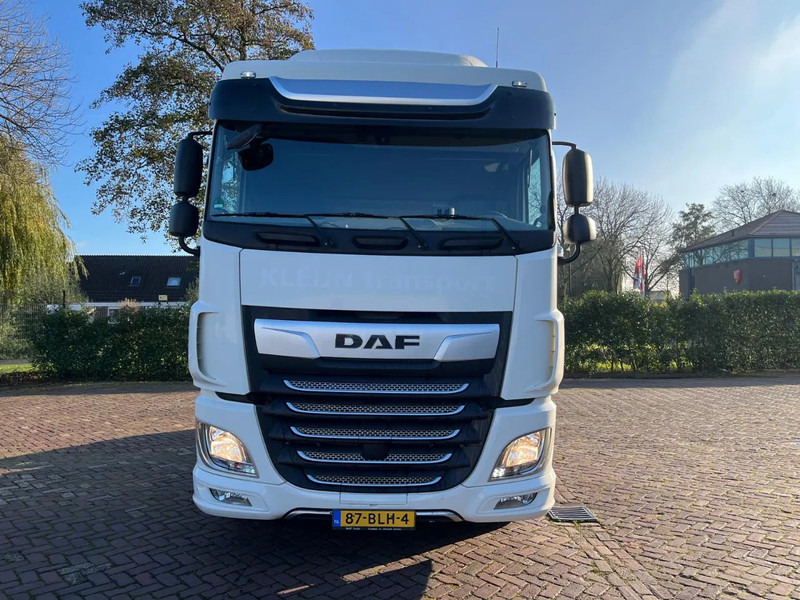 DAF XF 450 FT - Vetopöytäauto: kuva DAF XF 450 FT - Vetopöytäauto DAF XF 450 FT - Vetopöytäauto: kuva DAF XF 450 FT - Vetopöytäauto
