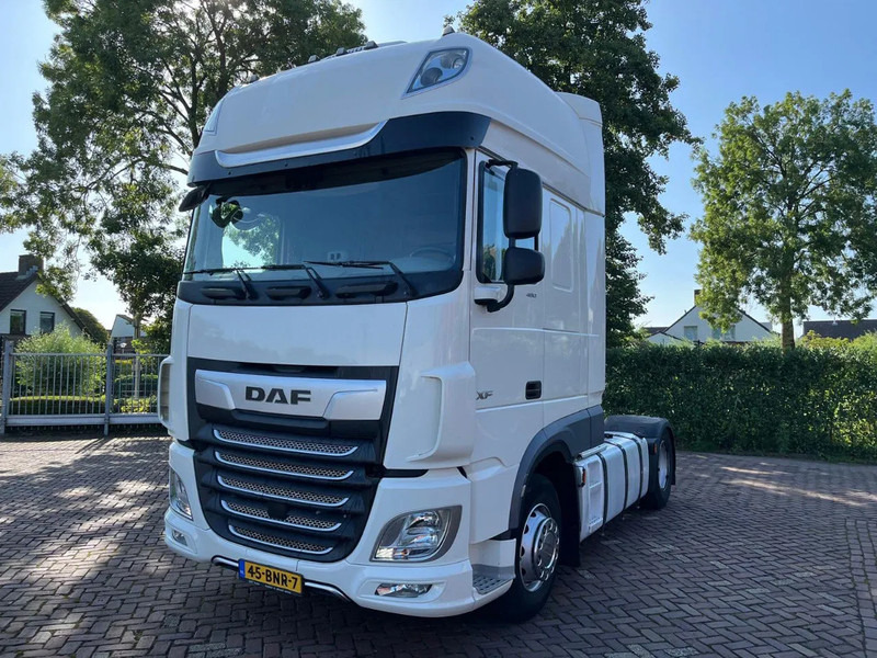 DAF XF 480 FT - Vetopöytäauto: kuva DAF XF 480 FT - Vetopöytäauto DAF XF 480 FT - Vetopöytäauto: kuva DAF XF 480 FT - Vetopöytäauto