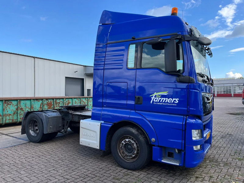 MAN TGX 400 (Versnellingsbak defect) - Vetopöytäauto: kuva MAN TGX 400 (Versnellingsbak defect) - Vetopöytäauto MAN TGX 400 (Versnellingsbak defect) - Vetopöytäauto: kuva MAN TGX 400 (Versnellingsbak defect) - Vetopöytäauto