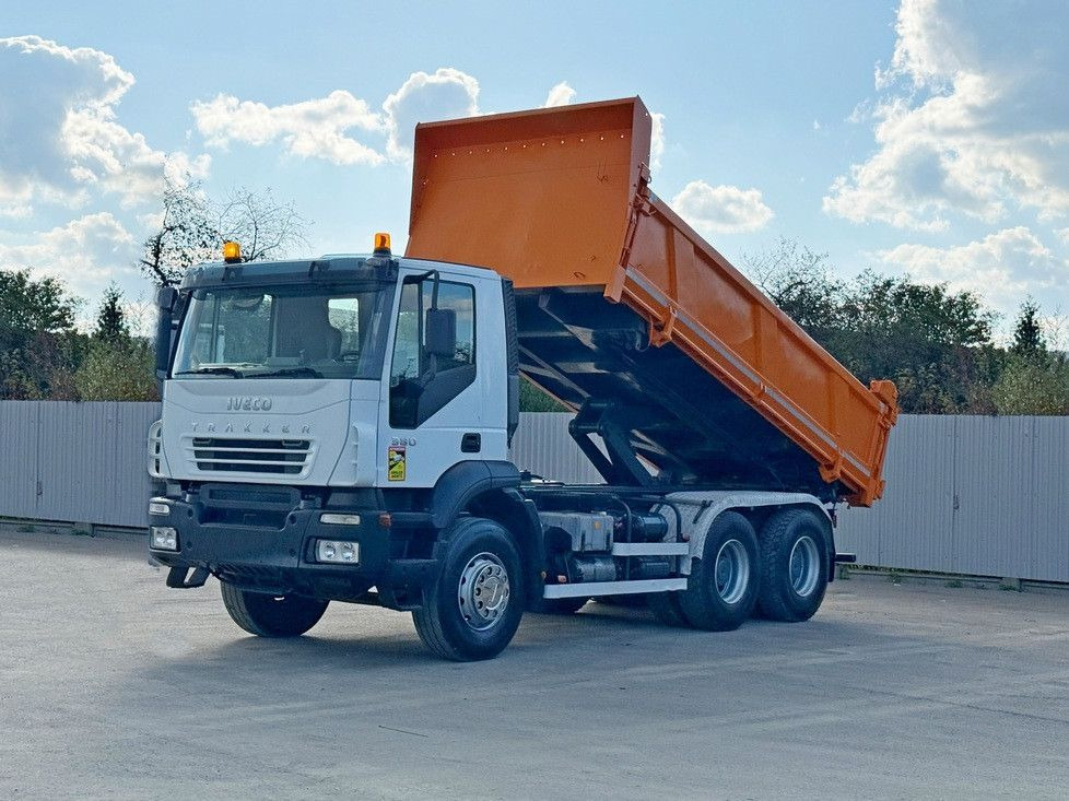Iveco TRAKKER 380 * Kipper 5,25 m + BORDMATIC / 6x4 - Kippiauto kuorma-auto, Nosturiauto: kuva  Iveco TRAKKER 380 * Kipper 5,25 m + BORDMATIC / 6x4 - Kippiauto kuorma-auto, Nosturiauto Iveco TRAKKER 380 * Kipper 5,25 m + BORDMATIC / 6x4 - Kippiauto kuorma-auto, Nosturiauto: kuva  Iveco TRAKKER 380 * Kipper 5,25 m + BORDMATIC / 6x4 - Kippiauto kuorma-auto, Nosturiauto