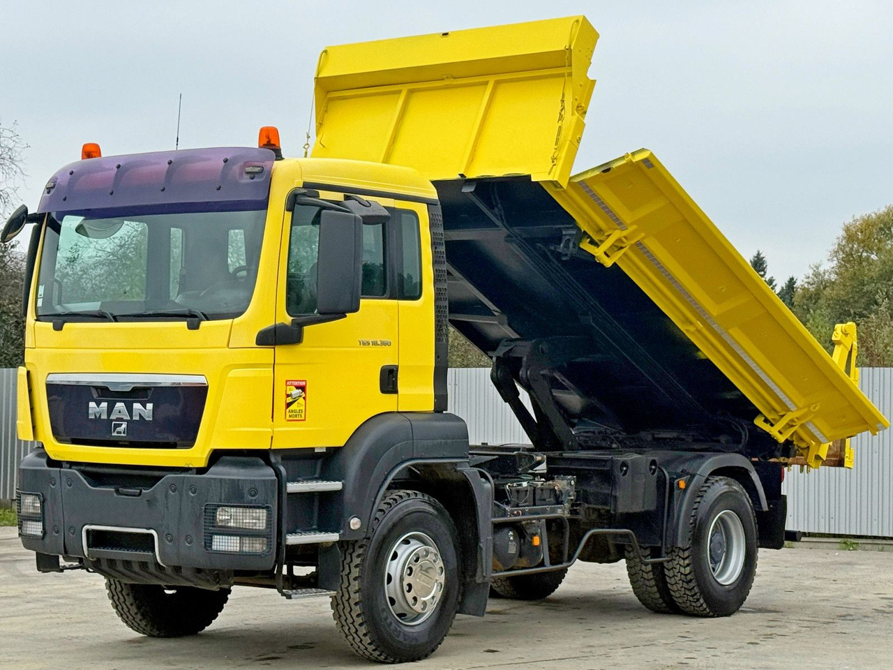MAN TGS 18.360 * KIPPER 4,60m + BORDMATIC*TOPZUSTAND - Kippiauto kuorma-auto, Nosturiauto: kuva MAN TGS 18.360 * KIPPER 4,60m + BORDMATIC*TOPZUSTAND - Kippiauto kuorma-auto, Nosturiauto MAN TGS 18.360 * KIPPER 4,60m + BORDMATIC*TOPZUSTAND - Kippiauto kuorma-auto, Nosturiauto: kuva MAN TGS 18.360 * KIPPER 4,60m + BORDMATIC*TOPZUSTAND - Kippiauto kuorma-auto, Nosturiauto