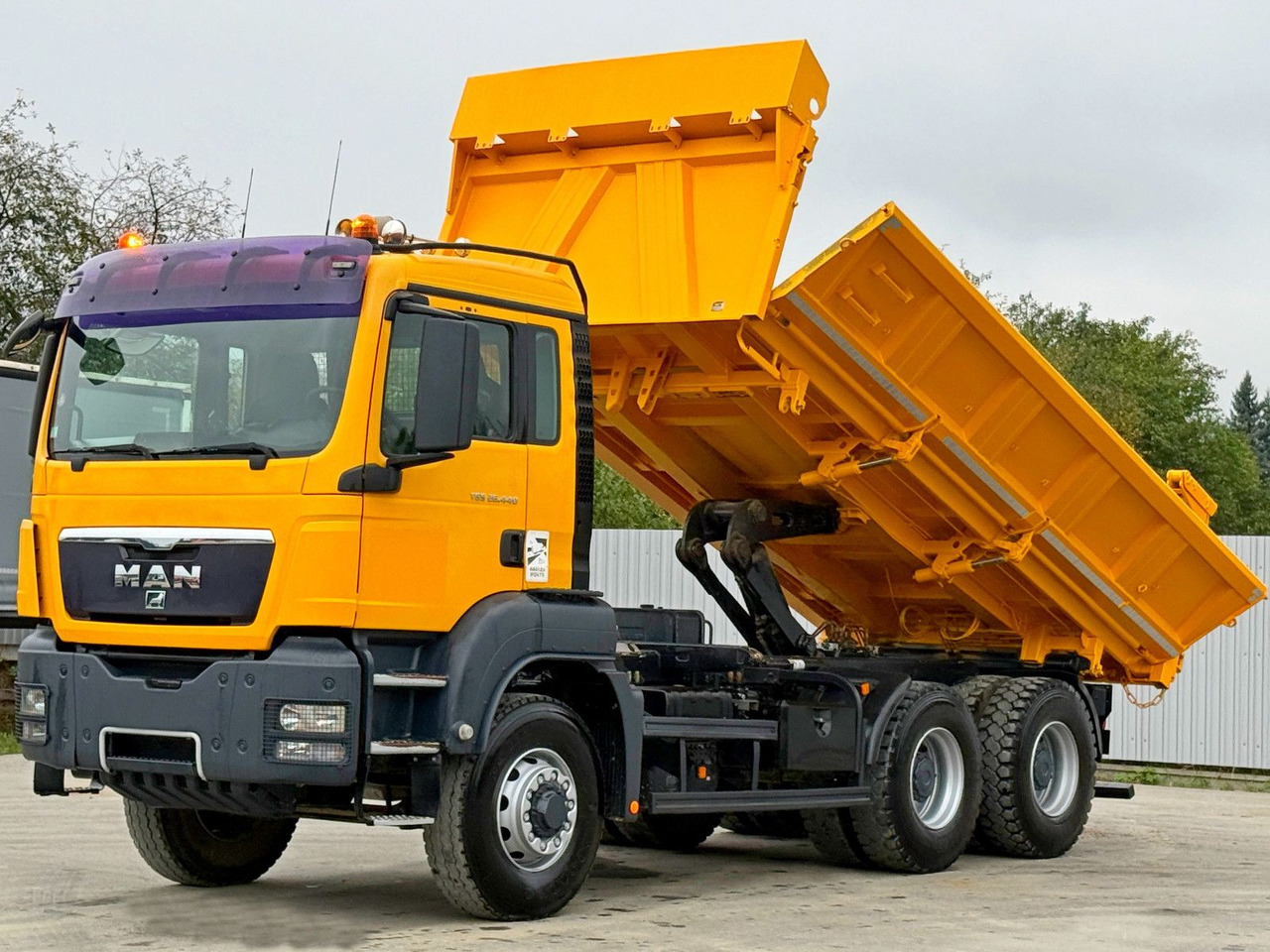MAN TGS 26.440 * Kipper 5,20m+BORDMATIC * 6x6 * TOP - Kippiauto kuorma-auto, Nosturiauto: kuva MAN TGS 26.440 * Kipper 5,20m+BORDMATIC * 6x6 * TOP - Kippiauto kuorma-auto, Nosturiauto MAN TGS 26.440 * Kipper 5,20m+BORDMATIC * 6x6 * TOP - Kippiauto kuorma-auto, Nosturiauto: kuva MAN TGS 26.440 * Kipper 5,20m+BORDMATIC * 6x6 * TOP - Kippiauto kuorma-auto, Nosturiauto
