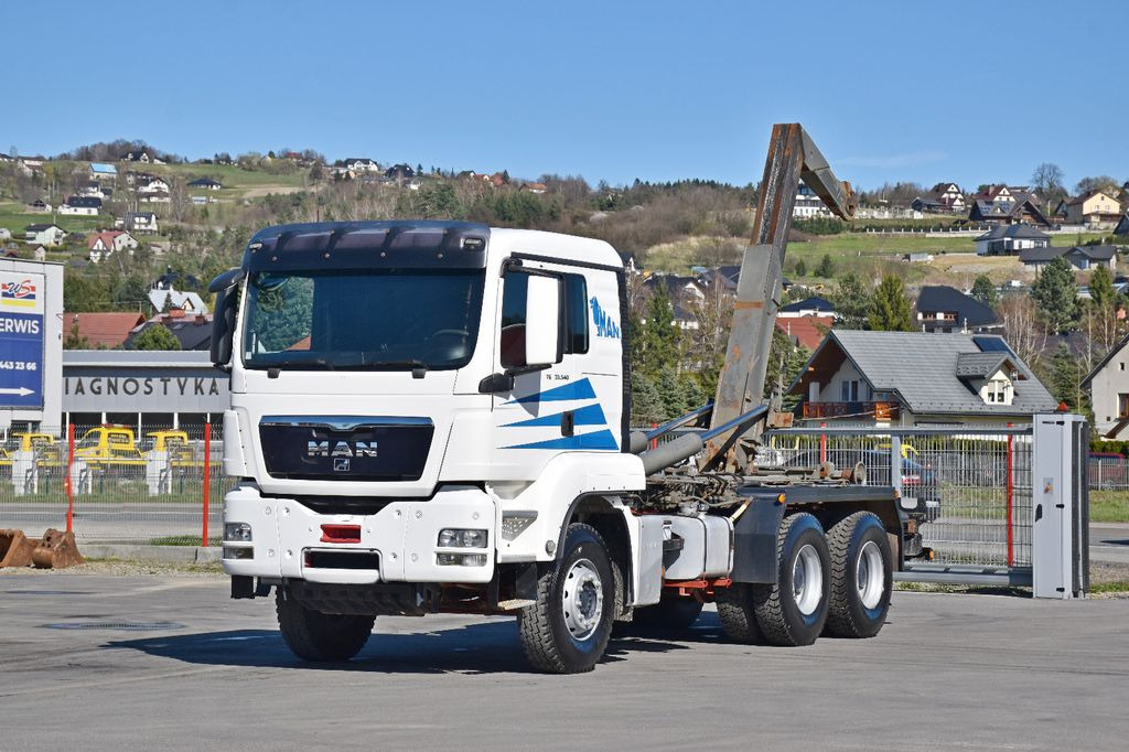 MAN TGS 33.540 Abrollkipper *6x4* Top Zustand! - Koukkulava kuorma-auto: kuva MAN TGS 33.540 Abrollkipper *6x4* Top Zustand! - Koukkulava kuorma-auto MAN TGS 33.540 Abrollkipper *6x4* Top Zustand! - Koukkulava kuorma-auto: kuva MAN TGS 33.540 Abrollkipper *6x4* Top Zustand! - Koukkulava kuorma-auto
