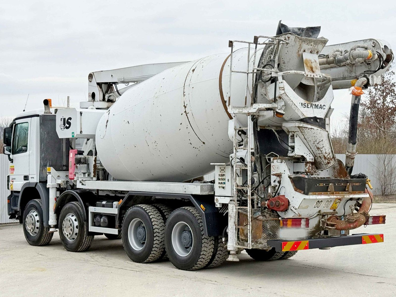 Mercedes-Benz ACTROS 3241 * Betonpumpe 24 m + FUNK / 8x4 - Betonipumppuauto: kuva Mercedes-Benz ACTROS 3241 * Betonpumpe 24 m + FUNK / 8x4 - Betonipumppuauto Mercedes-Benz ACTROS 3241 * Betonpumpe 24 m + FUNK / 8x4 - Betonipumppuauto: kuva Mercedes-Benz ACTROS 3241 * Betonpumpe 24 m + FUNK / 8x4 - Betonipumppuauto