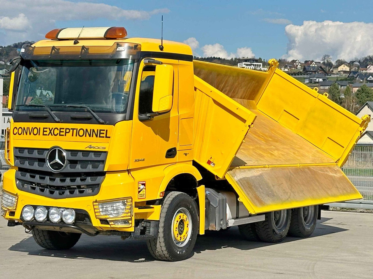 Mercedes-Benz AROCS 3348* KIPPER 5,20 + BORDMATIC / 6x4 - Kippiauto kuorma-auto: kuva Mercedes-Benz AROCS 3348* KIPPER 5,20 + BORDMATIC / 6x4 - Kippiauto kuorma-auto Mercedes-Benz AROCS 3348* KIPPER 5,20 + BORDMATIC / 6x4 - Kippiauto kuorma-auto: kuva Mercedes-Benz AROCS 3348* KIPPER 5,20 + BORDMATIC / 6x4 - Kippiauto kuorma-auto