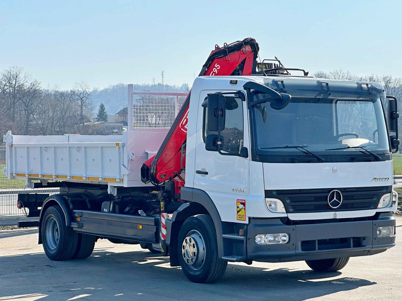 Mercedes-Benz ATEGO 1524 Kipper 4,35 m* FASSI F95A.21* TOP - Nosturiauto: kuva Mercedes-Benz ATEGO 1524 Kipper 4,35 m* FASSI F95A.21* TOP - Nosturiauto Mercedes-Benz ATEGO 1524 Kipper 4,35 m* FASSI F95A.21* TOP - Nosturiauto: kuva Mercedes-Benz ATEGO 1524 Kipper 4,35 m* FASSI F95A.21* TOP - Nosturiauto