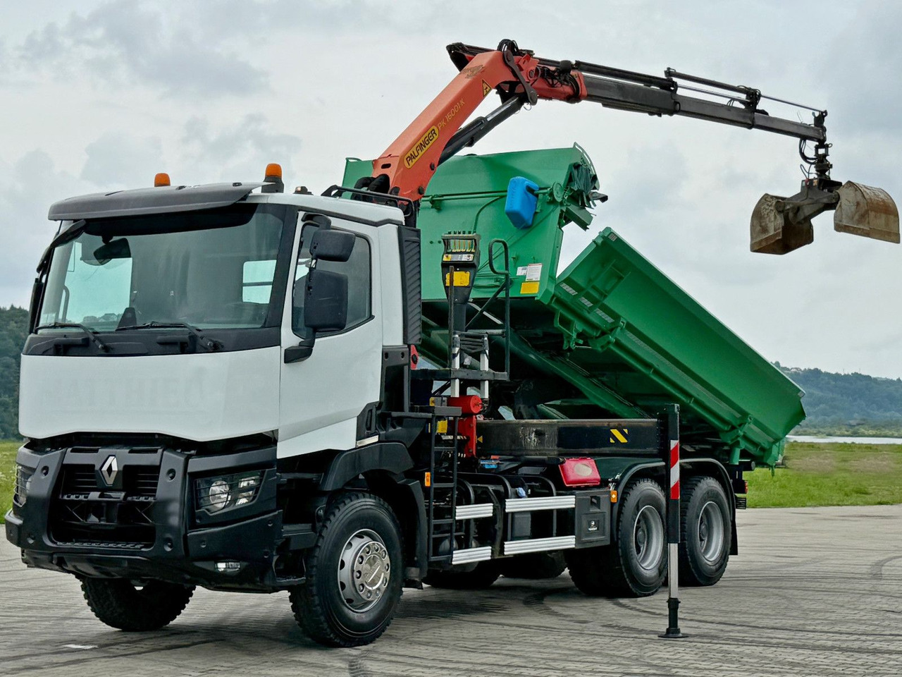 Renault C 430 *KIPPER 5,10 m + PK 16001 - K B* 6x4 - Kippiauto kuorma-auto, Nosturiauto: kuva Renault C 430 *KIPPER 5,10 m + PK 16001 - K B* 6x4 - Kippiauto kuorma-auto, Nosturiauto Renault C 430 *KIPPER 5,10 m + PK 16001 - K B* 6x4 - Kippiauto kuorma-auto, Nosturiauto: kuva Renault C 430 *KIPPER 5,10 m + PK 16001 - K B* 6x4 - Kippiauto kuorma-auto, Nosturiauto