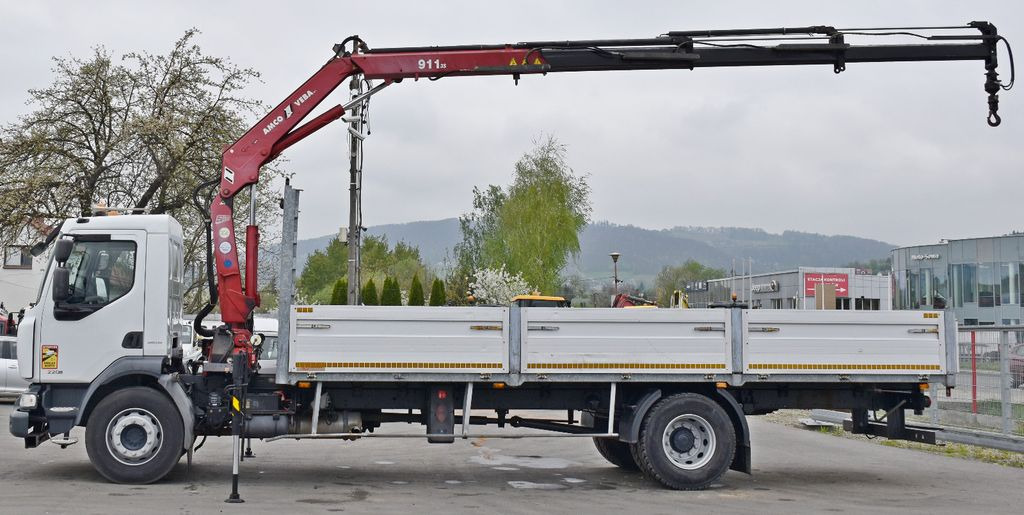 Renault MIDLUM 220 DXI *PRITSCHE 7,35m * KRAN + FUNK - Nosturiauto, Lava-kuorma-auto: kuva Renault MIDLUM 220 DXI *PRITSCHE 7,35m * KRAN + FUNK - Nosturiauto, Lava-kuorma-auto Renault MIDLUM 220 DXI *PRITSCHE 7,35m * KRAN + FUNK - Nosturiauto, Lava-kuorma-auto: kuva Renault MIDLUM 220 DXI *PRITSCHE 7,35m * KRAN + FUNK - Nosturiauto, Lava-kuorma-auto