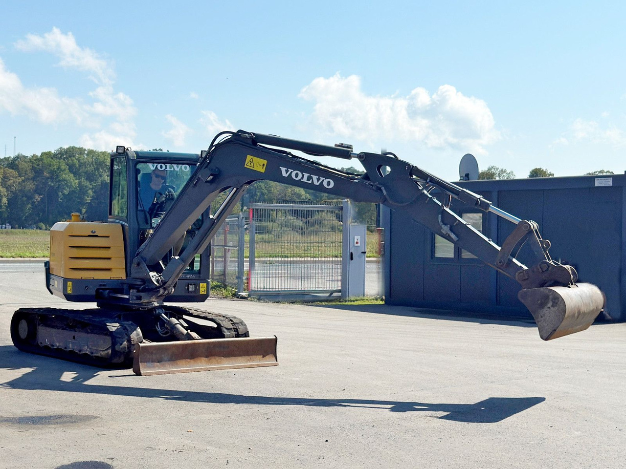 Volvo EC 55 * Raupenbagger * TOPZUSTAND - Puskutraktori: kuva Volvo EC 55 * Raupenbagger * TOPZUSTAND - Puskutraktori Volvo EC 55 * Raupenbagger * TOPZUSTAND - Puskutraktori: kuva Volvo EC 55 * Raupenbagger * TOPZUSTAND - Puskutraktori