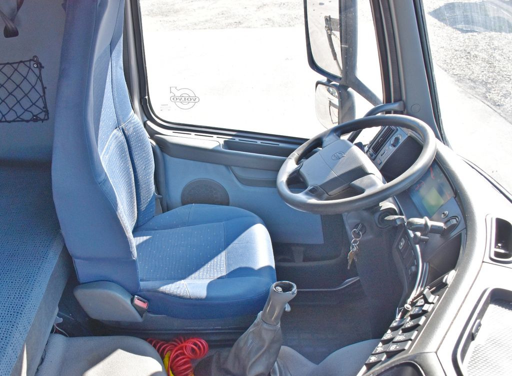 Leasing Volvo FM 340 Abschleppwagen 6,10m*ATLAS120.2E-A2K/FUNK  Volvo FM 340 Abschleppwagen 6,10m*ATLAS120.2E-A2K/FUNK: kuva Leasing Volvo FM 340 Abschleppwagen 6,10m*ATLAS120.2E-A2K/FUNK  Volvo FM 340 Abschleppwagen 6,10m*ATLAS120.2E-A2K/FUNK