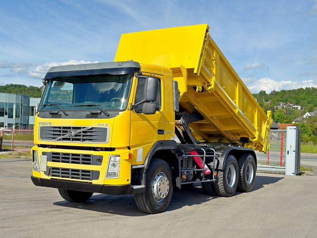 Volvo FM 370 Kipper 6,20 m + BORDMATIC / 8x4 Volvo FM 12 340 Kipper 5,05 m + BORDMATIC / 6x4 - Kippiauto kuorma-auto, Nosturiauto: kuva Volvo FM 370 Kipper 6,20 m + BORDMATIC / 8x4 Volvo FM 12 340 Kipper 5,05 m + BORDMATIC / 6x4 - Kippiauto kuorma-auto, Nosturiauto Volvo FM 370 Kipper 6,20 m + BORDMATIC / 8x4 Volvo FM 12 340 Kipper 5,05 m + BORDMATIC / 6x4 - Kippiauto kuorma-auto, Nosturiauto: kuva Volvo FM 370 Kipper 6,20 m + BORDMATIC / 8x4 Volvo FM 12 340 Kipper 5,05 m + BORDMATIC / 6x4 - Kippiauto kuorma-auto, Nosturiauto