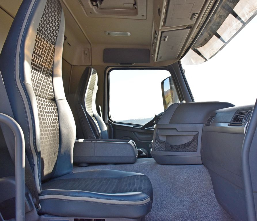 Kippiauto kuorma-auto, Nosturiauto Volvo FM 410 * HIAB 166 E-4 HIDUO /FUNK *6x4: kuva Kippiauto kuorma-auto, Nosturiauto Volvo FM 410 * HIAB 166 E-4 HIDUO /FUNK *6x4