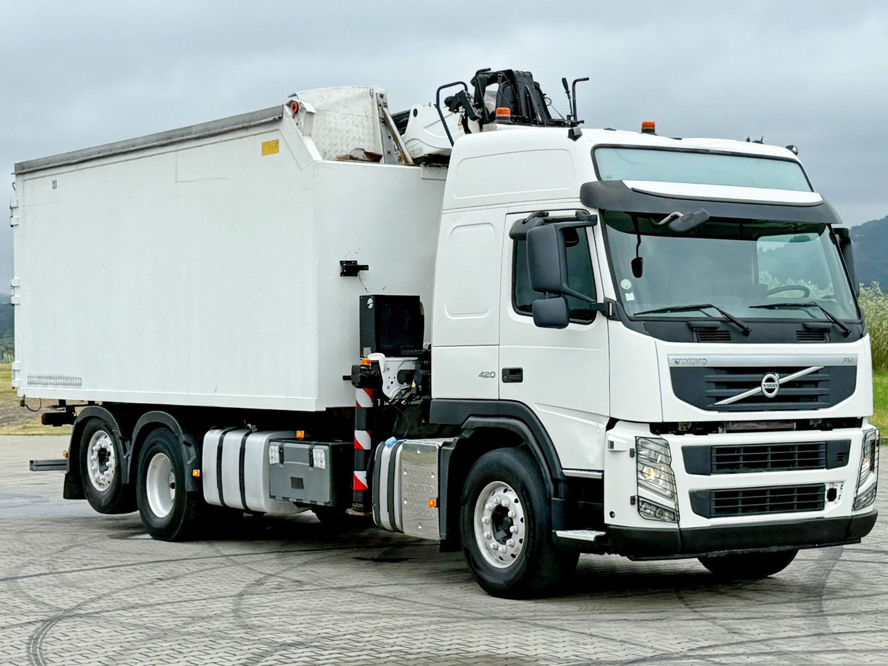 Volvo FM 420 Kipper 6,20 m * EPSILON Q150L75 *TOP - Nosturiauto: kuva Volvo FM 420 Kipper 6,20 m * EPSILON Q150L75 *TOP - Nosturiauto Volvo FM 420 Kipper 6,20 m * EPSILON Q150L75 *TOP - Nosturiauto: kuva Volvo FM 420 Kipper 6,20 m * EPSILON Q150L75 *TOP - Nosturiauto