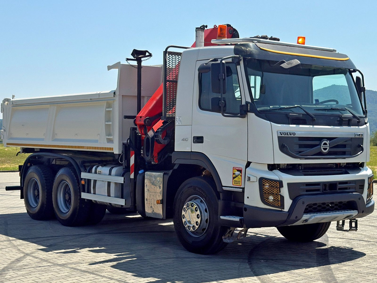 Volvo FMX 410 Kipper 4,70m *PK 14002-EH B/FUNK *6x4 - Kippiauto kuorma-auto: kuva Volvo FMX 410 Kipper 4,70m *PK 14002-EH B/FUNK *6x4 - Kippiauto kuorma-auto Volvo FMX 410 Kipper 4,70m *PK 14002-EH B/FUNK *6x4 - Kippiauto kuorma-auto: kuva Volvo FMX 410 Kipper 4,70m *PK 14002-EH B/FUNK *6x4 - Kippiauto kuorma-auto