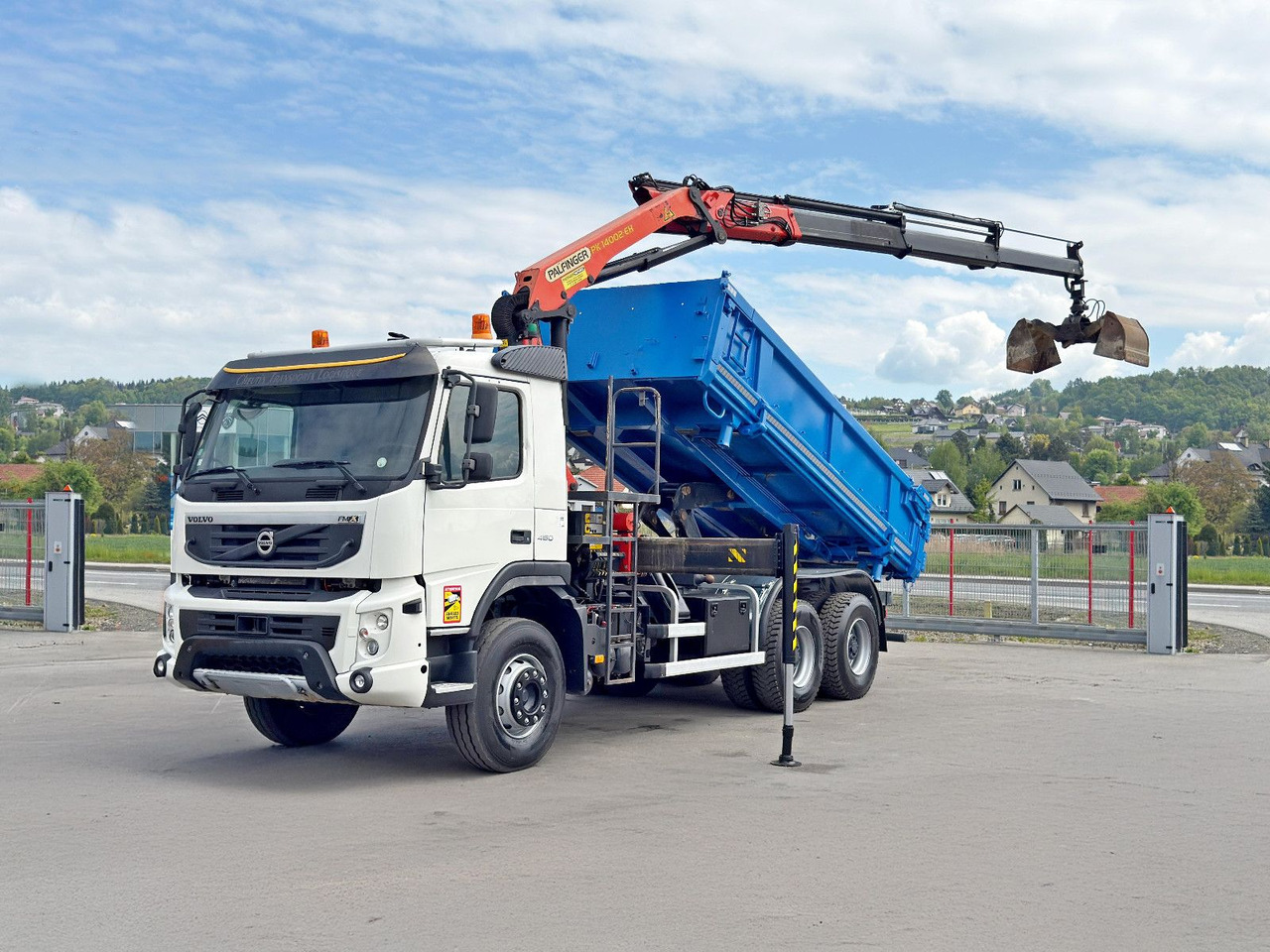Volvo FMX 450 Kipper 5,15m * PK 14002-EH B * 6x4 * TOP - Kippiauto kuorma-auto: kuva Volvo FMX 450 Kipper 5,15m * PK 14002-EH B * 6x4 * TOP - Kippiauto kuorma-auto Volvo FMX 450 Kipper 5,15m * PK 14002-EH B * 6x4 * TOP - Kippiauto kuorma-auto: kuva Volvo FMX 450 Kipper 5,15m * PK 14002-EH B * 6x4 * TOP - Kippiauto kuorma-auto