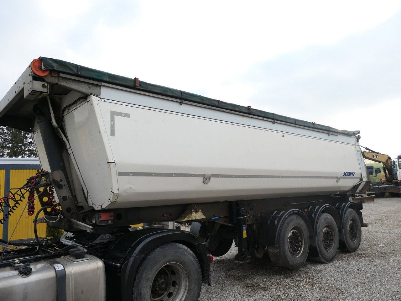 Schmitz Cargobull SGF S3 - Kippiauto puoliperävaunu: kuva Schmitz Cargobull SGF S3 - Kippiauto puoliperävaunu Schmitz Cargobull SGF S3 - Kippiauto puoliperävaunu: kuva Schmitz Cargobull SGF S3 - Kippiauto puoliperävaunu