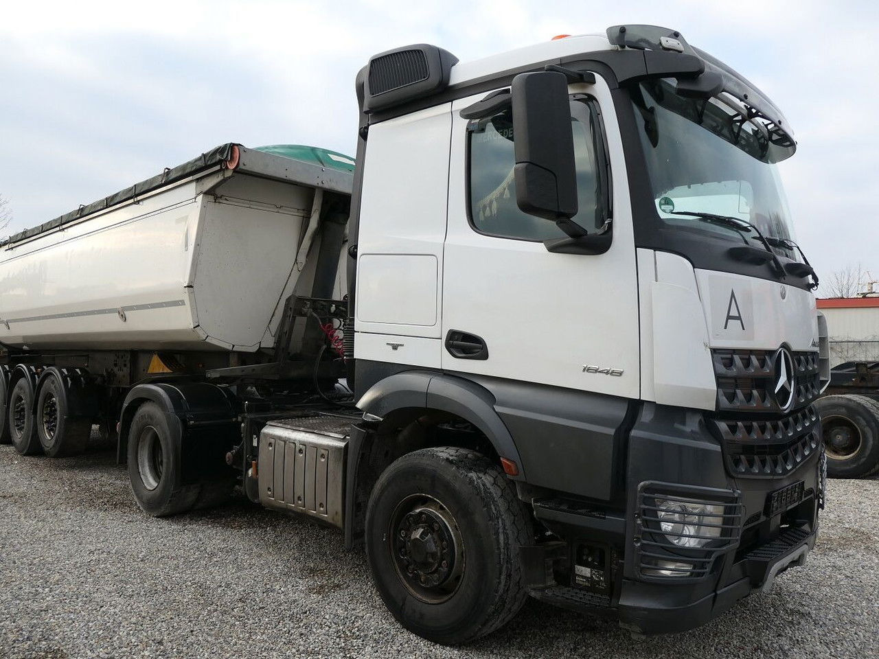 Mercedes-Benz Arocs 18 48 HAD - Vetopöytäauto: kuva Mercedes-Benz Arocs 18 48 HAD - Vetopöytäauto Mercedes-Benz Arocs 18 48 HAD - Vetopöytäauto: kuva Mercedes-Benz Arocs 18 48 HAD - Vetopöytäauto