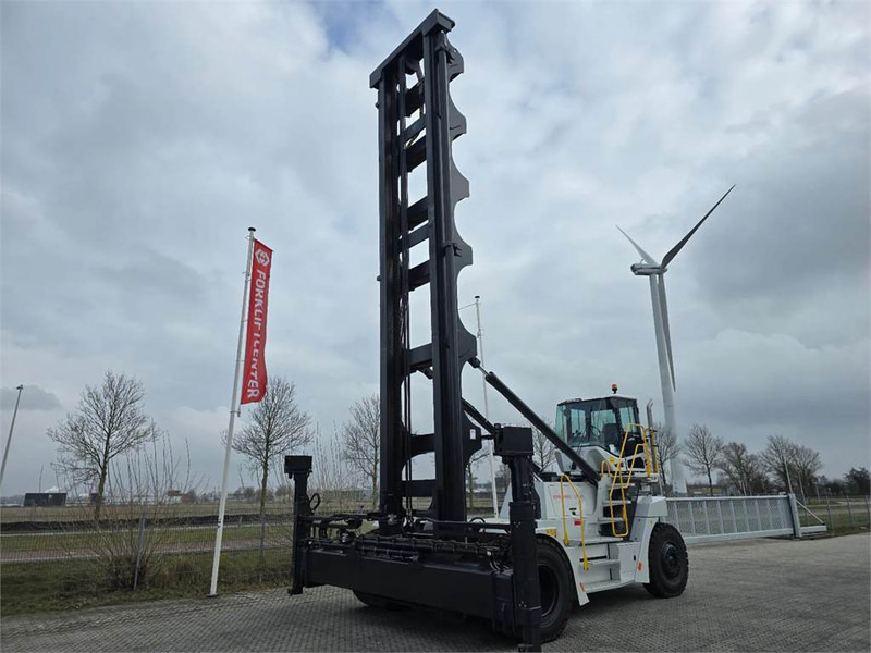 KONECRANES LIFTACE E 6/7 ECC 9 - Konttien käsittelylaitteet: kuva KONECRANES LIFTACE E 6/7 ECC 9 - Konttien käsittelylaitteet KONECRANES LIFTACE E 6/7 ECC 9 - Konttien käsittelylaitteet: kuva KONECRANES LIFTACE E 6/7 ECC 9 - Konttien käsittelylaitteet