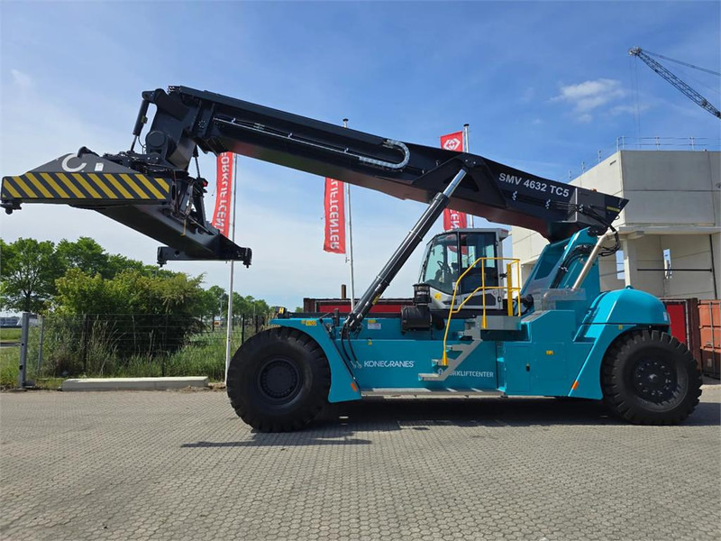 KONECRANES SMV 4632 TC5 - Konttikurottajat: kuva KONECRANES SMV 4632 TC5 - Konttikurottajat KONECRANES SMV 4632 TC5 - Konttikurottajat: kuva KONECRANES SMV 4632 TC5 - Konttikurottajat