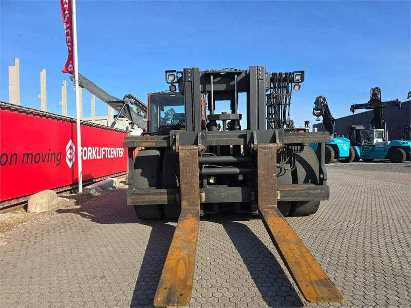 Kalmar DCE330 RoRo - Dieseltrukki: kuva Kalmar DCE330 RoRo - Dieseltrukki Kalmar DCE330 RoRo - Dieseltrukki: kuva Kalmar DCE330 RoRo - Dieseltrukki