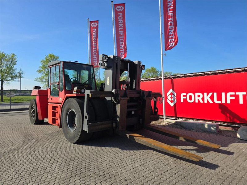 Kalmar DCE330 RoRo - Dieseltrukki: kuva Kalmar DCE330 RoRo - Dieseltrukki Kalmar DCE330 RoRo - Dieseltrukki: kuva Kalmar DCE330 RoRo - Dieseltrukki