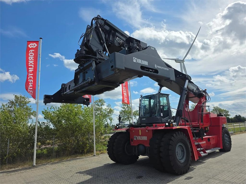Kalmar DRG450-65S5 - Konttikurottajat: kuva Kalmar DRG450-65S5 - Konttikurottajat Kalmar DRG450-65S5 - Konttikurottajat: kuva Kalmar DRG450-65S5 - Konttikurottajat