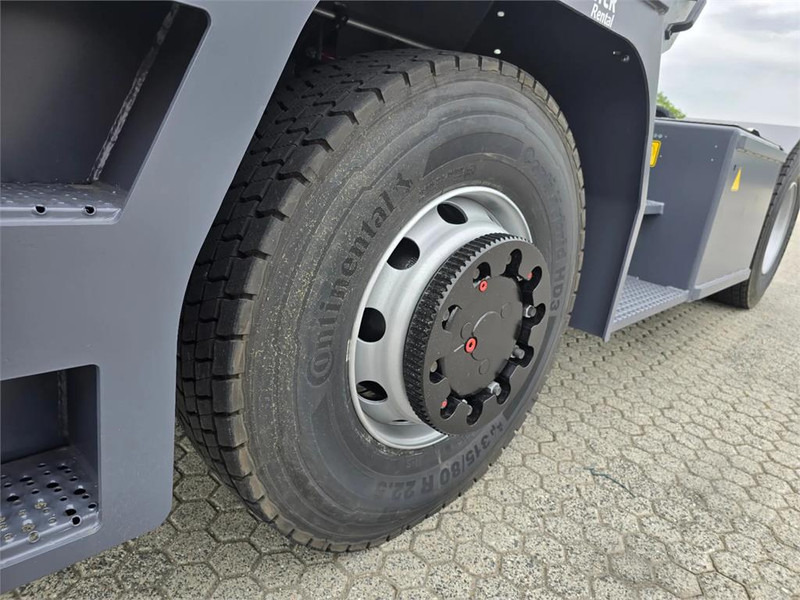 Terminaalitraktori Mafi R336 4x4: kuva Terminaalitraktori Mafi R336 4x4