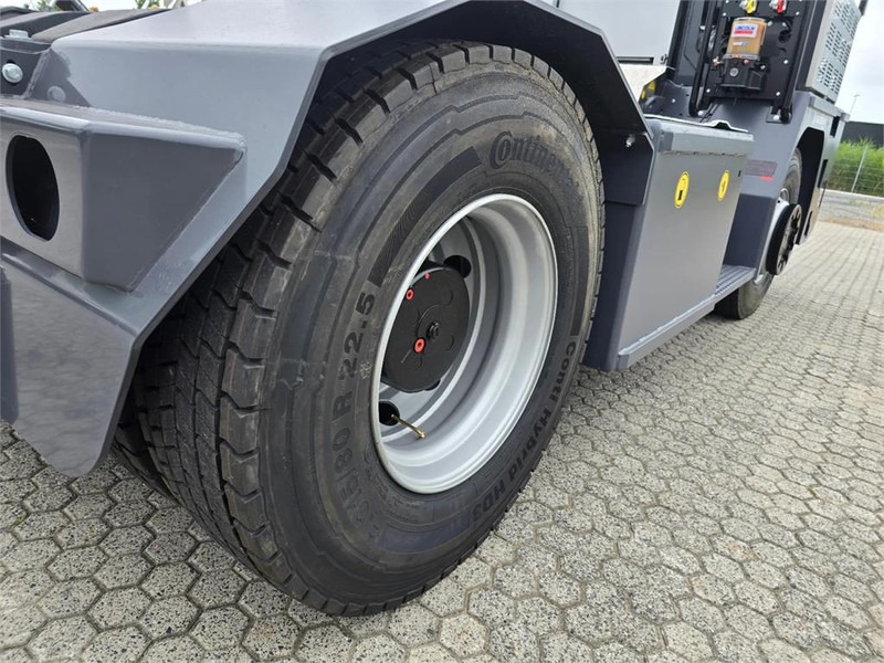 Terminaalitraktori Mafi R336 4x4: kuva Terminaalitraktori Mafi R336 4x4