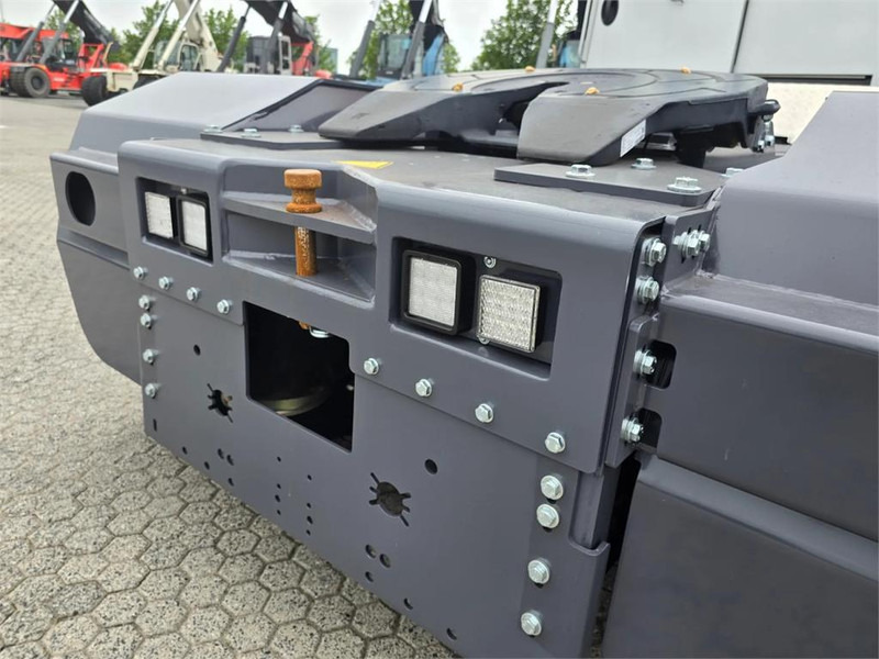 Terminaalitraktori Mafi R336 4x4: kuva Terminaalitraktori Mafi R336 4x4