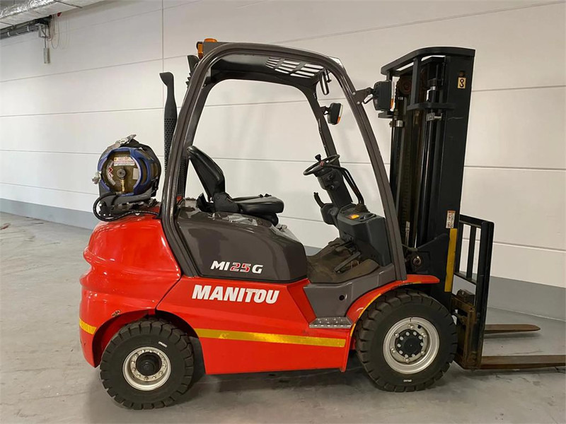 Manitou MI25G - Kaasutrukki: kuva Manitou MI25G - Kaasutrukki Manitou MI25G - Kaasutrukki: kuva Manitou MI25G - Kaasutrukki