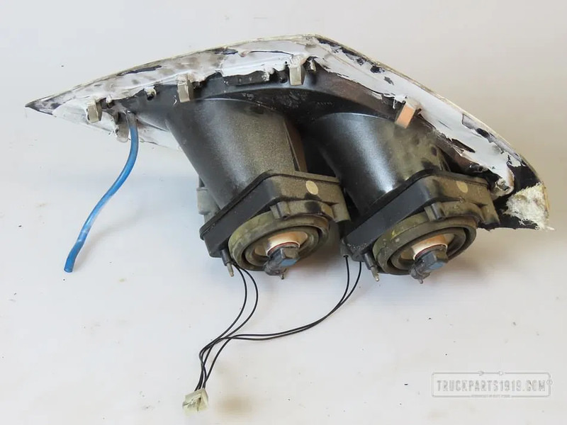 DAF 1784823 Lighting Skylight Re. - Sumuvalo - Kuorma-auto: kuva DAF 1784823 Lighting Skylight Re. - Sumuvalo - Kuorma-auto DAF 1784823 Lighting Skylight Re. - Sumuvalo - Kuorma-auto: kuva DAF 1784823 Lighting Skylight Re. - Sumuvalo - Kuorma-auto